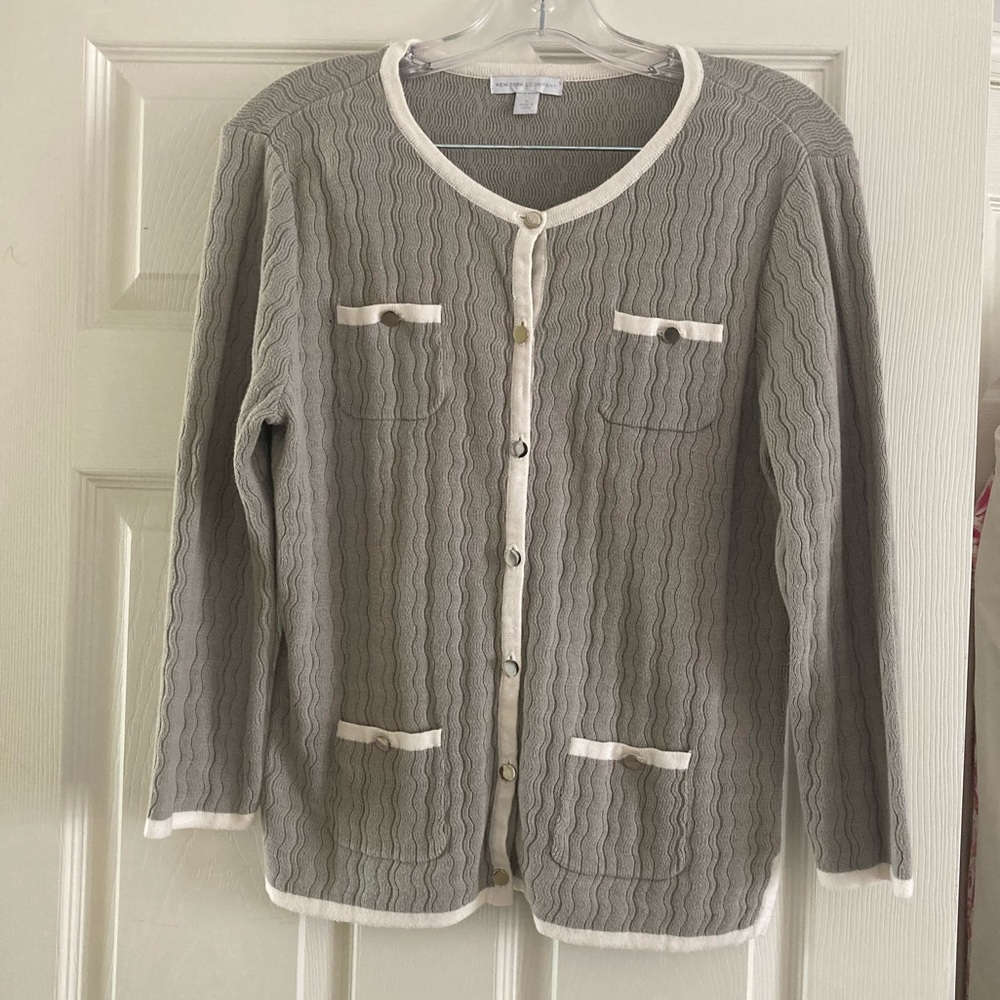 Cardigan sweater